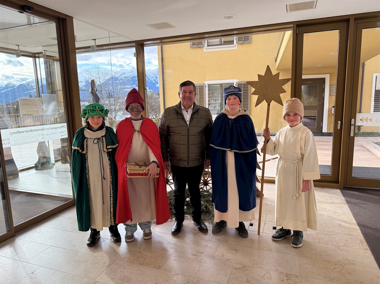 Sternsinger-Gemeinde-2025.jpg